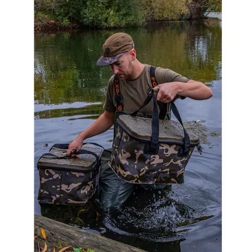 Fox Aquos Camo Bag 20 L.webp