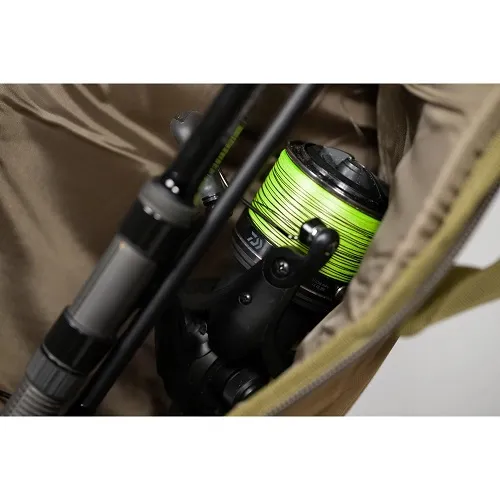 Korda Funda de Caña Compac Padded Sleeve 3.webp