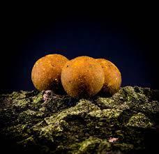 [TS011] MASSIVE BAITS BOILIES PINEAPPLEZ BUTYRICCO 24 MM TS011