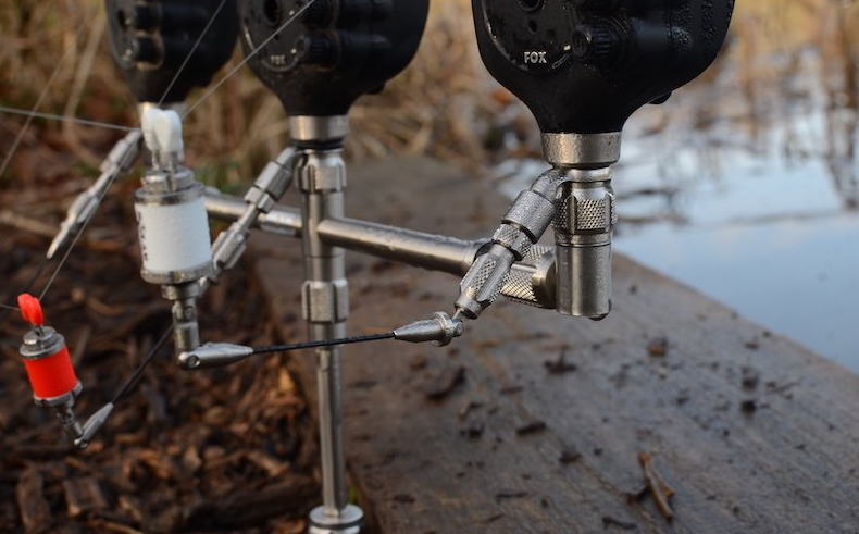 SOLAR TITANIUM MULTI FUNCTIONAL INDICATOR SYSTEM LONG TT18